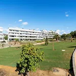 Aranya - Pool, Gym And Co-working Space Apartment