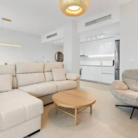 Apartment Aranya - Pool, Gym And Co-working Space *