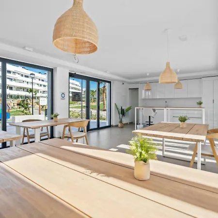 Lejlighed Aranya - Pool, Gym And Co-working Space Estepona